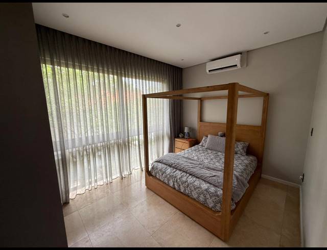 3 BEDROOM TOWNHOUSE FOR SALE IN ZIMBALI ESTATE